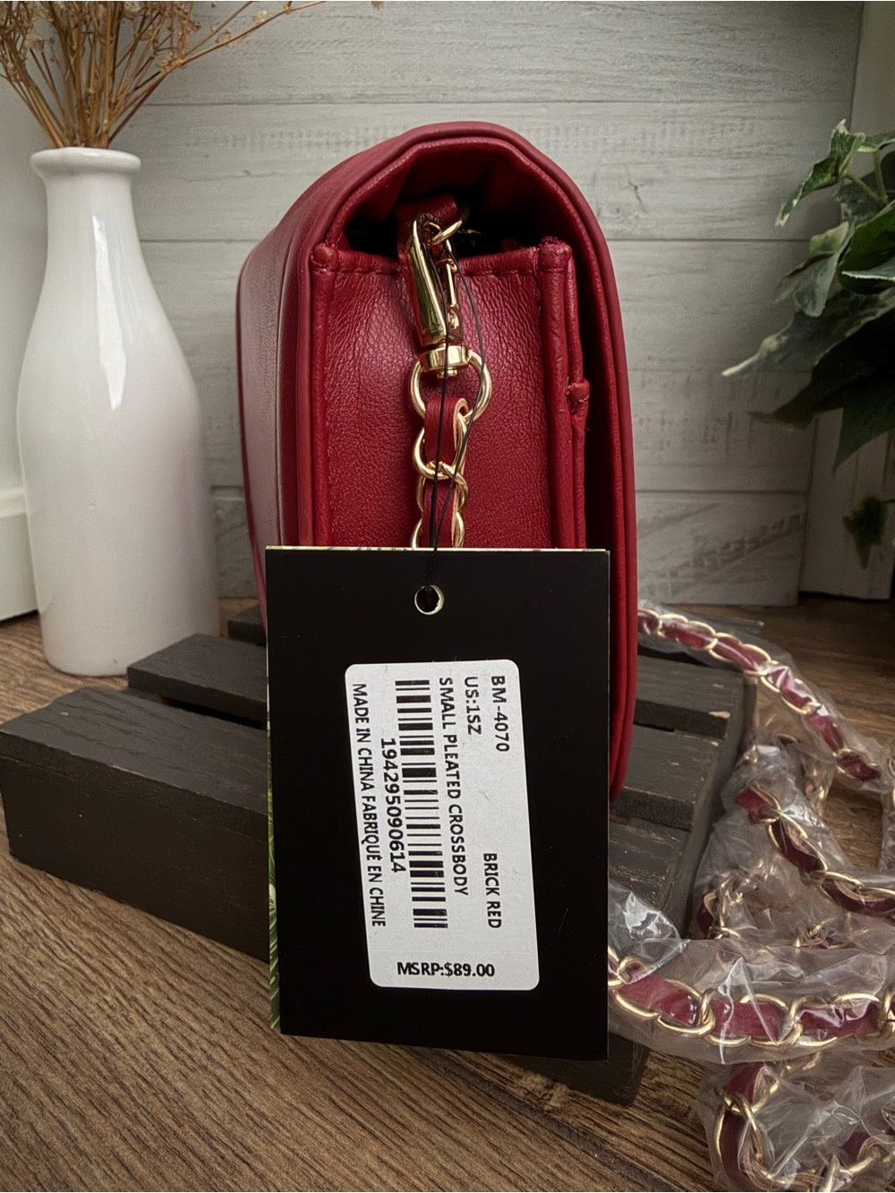 Badgley Mischka Small Brick Red VL Pleated Crossbody Clutch - NWT - Picture 6 of 10